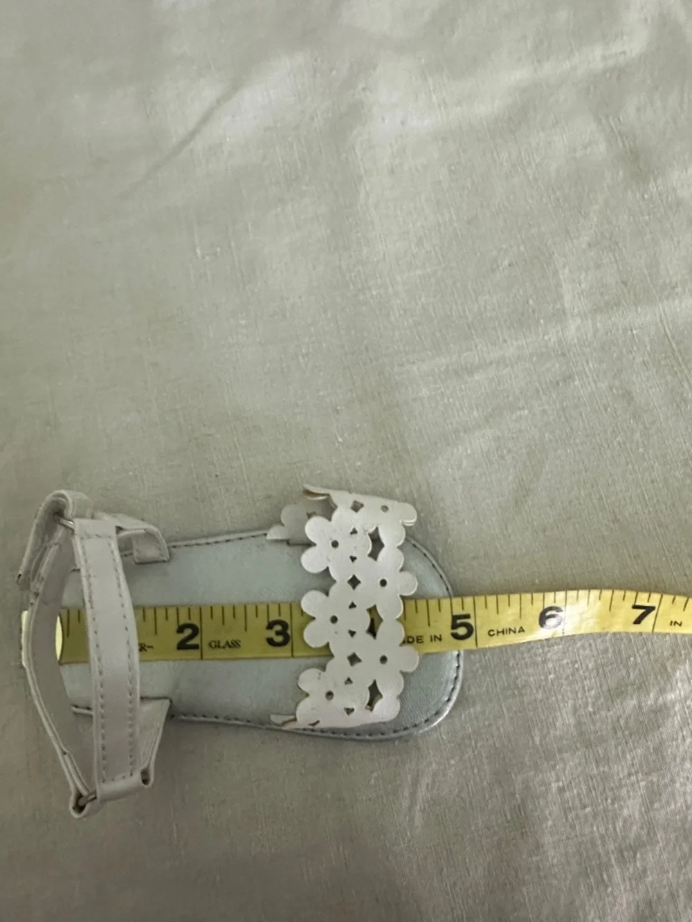 Baby Girl, White Sandals, Silver Bottoms Sz 1 Baby Very Good Condition